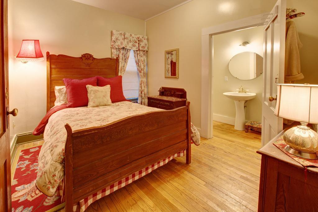 Margaretville Mountain Inn B&B Kültér fotó