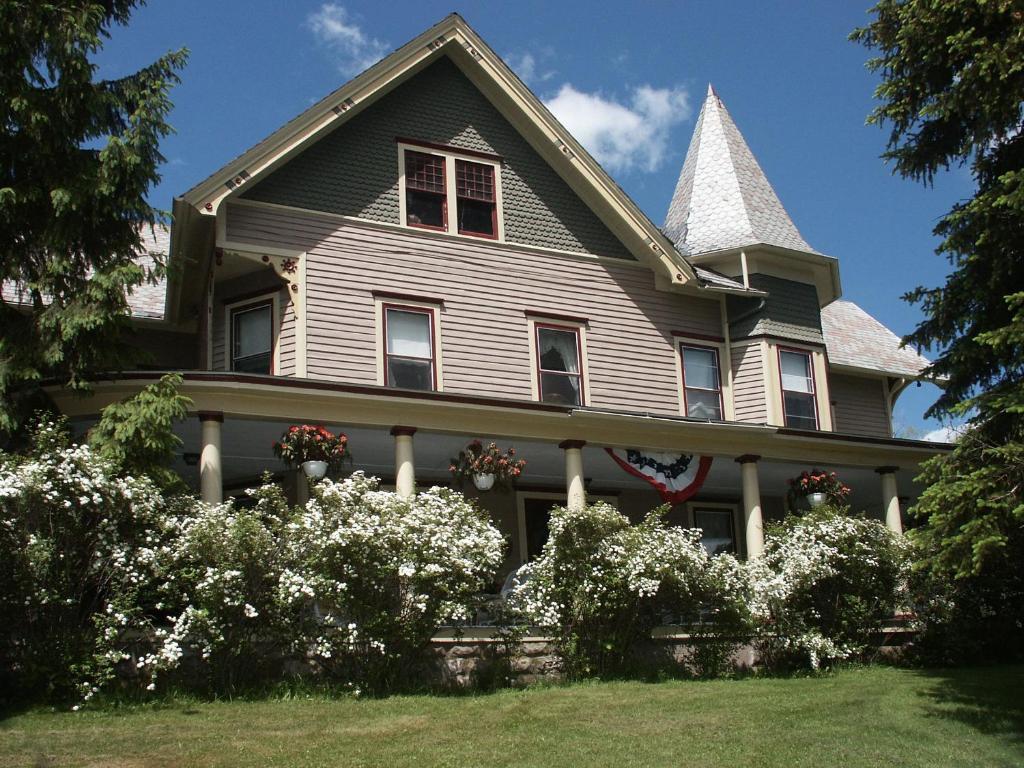 Margaretville Mountain Inn B&B Kültér fotó